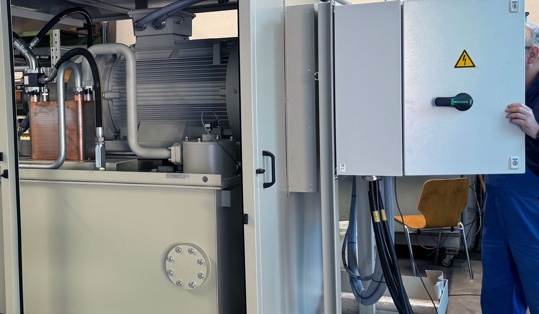 eisenberger Header Systemservice Hydraulikloesung